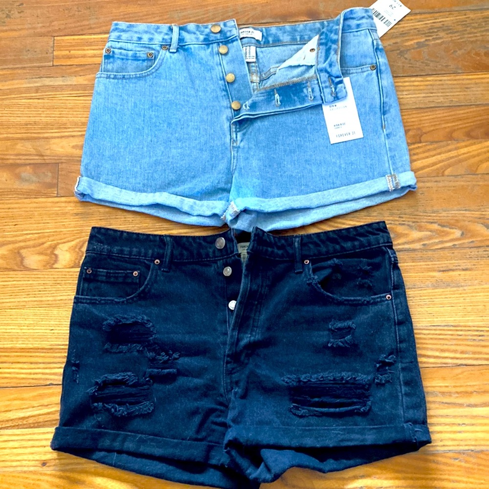 Forever 21 shorts size 29 high rise 4 button denim NWT bonus distressed black.
